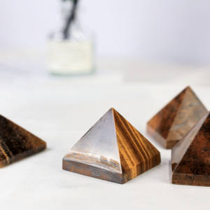 Pyramide en cristal d'œil de tigre jaune naturel, pierre précieuse de guérison pour la décoration de la maison et du bureau, protection contre les EMF, cadeau pour les amateurs de cristaux - Product Image 6