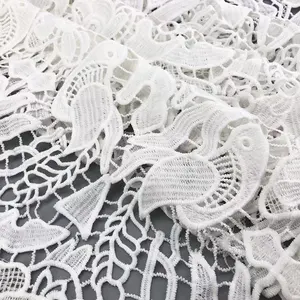 Custom White Water Soluble Embroidery Floral Guipure Lace Fabric For Decoration