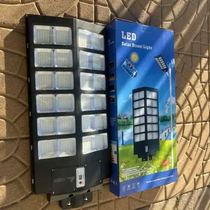 Remote Control Uv Pvc Integrated 600w 800w 1000w All In One Led Solar Powered Street Light