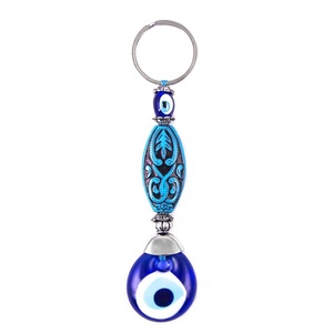Llavero hecho a mano con cuentas de ojo malvado, hecho a mano con forma de almendro turquesa, Hecho en Turquía - Product Image 1