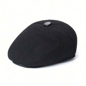 Boinas a cuadros de invierno al por mayor para hombres de mediana edad y mayores, gorros cálidos para exteriores con protección para las orejas, sombrero de newsboy para ancianos. - Product Image 6