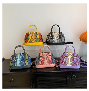 숙녀를위한 새로운 하이 퀄리티 파이썬 인쇄 PU 가죽 핸드백 휴대용 크로스 바디 가방 - Product Image 1