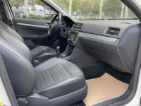 Voiture d'occasion Volkswagen Lavida 2017 1.6L Manuelle Version Confort Essence Berline Conduite à Gauche Voiture d'occasion Exportation Chine