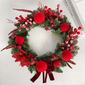 Nouvelle couronne de Noël à suspendre à la porte, décoration de Noël haut de gamme en peluche, ornements de branche d'arbre pour la décoration de porte - Product Image 4
