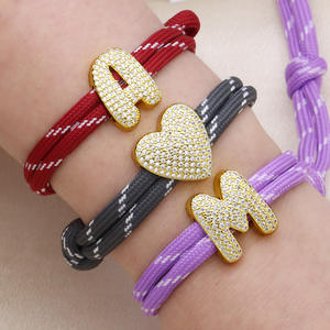 Nuevo Brazalete de Reloj para Mujer con 26 Letras Inglesas, Diseño Colorido con Cuerda y Circones, Accesorio Colgante DIY - Product Image 1