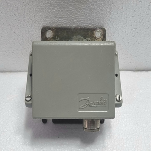 Termostato Danfoss KPS80, Interruptor de Temperatura 060L3130, Disponible en Stock - Product Image 1