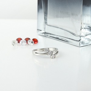 yunnique <b>Titanium</b> Steel Three Stone Diamond <b>Ring</b> Women's Engagement Wedding <b>Ring</b> 316L Stainless Steel Fine Jewelry - Product Image 3