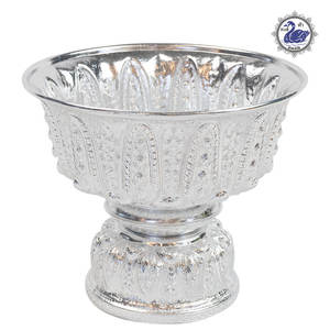 อุปกรณ์โรงแรมดีไซน์แบบไทยแท่นอลูมิเนียมสีทองพร้อมถาดลายนูนถาดเสิร์ฟในห้องครัวผลิตในประเทศไทย - Product Image 3