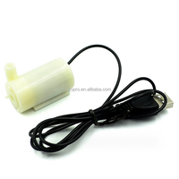 Mini pompe à eau horizontale et verticale DC 3V petit produit de circuits intégrés de pompe de fontaine submersible avec des options de 4.5V 5V 6V
