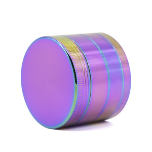 Grinder Magnetico per Erbe e Tabacco con Logo Personalizzato, 50mm, 4 Strati, in Lega di Zinco |   Macina Spezie Multicolore con Denti a Diamante Sfumati Arcobaleno - Product Image 2