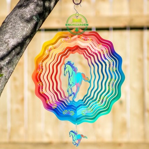 Venta al por mayor de molinillos de viento 3D de mandala de lujo con forma personalizada, con rodamientos de bolas, coloridos adornos de jardín y decoración fina de caballo - Product Image 3