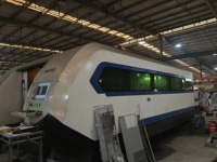 Tôle personnalisée OEM Boîtier métallique en acier inoxydable/aluminium Fabrication de découpe au laser Service de boîtiers d'ordinateur en alliage d'aluminium