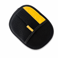 Gant de toilettage pour animaux de compagnie imperméable de qualité supérieure, avec sangle ergonomique, maille respirante, pour enlever les poils de chien et de chat, massage, nettoyage, utilisation en intérieur