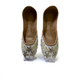 BS INTERNATIONAL Zapatos de Diseñador con Bordado de Cuero de Búfalo y Patrón Floral, Última Moda en Tendencias 2026 - Product Image 6
