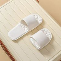 Chaussons pliants antidérapants de voyage, styles pour hommes et femmes. Rangement compact et pratique pour une utilisation en extérieur. Chaussures à séchage rapide.