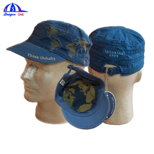 Cappello Cadet Vintage Personalizzato con Applicazione Ricamata della Mappa del Mondo, Cappello a Tesa Piatta in Cotone Lavato, Cappello Utility con Patchwork - Product Image 3