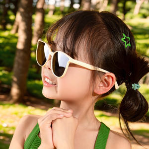 Lunettes de soleil pour enfants en silicone GM, taille S, UV400, polarisées, monture intégrale en TPEE, verres TAC, unisexe, protection solaire extérieure - Product Image 1