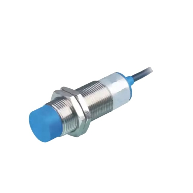 Non-Flush Type Current/Voltage Output Inductive Proximity Sensor XM18 with IP54 Protection and 15-30VDC