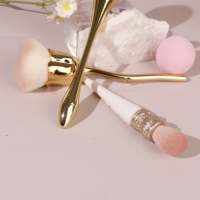 Ensemble de pinceaux de maquillage personnalisés à manche effilé artistique, vente chaude, poils synthétiques, prix bas avec logo privé pour le visage