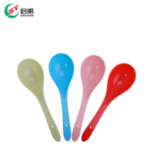 Cuillère à soupe en plastique, moulée par injection, en PP de qualité alimentaire, durable, légère, cuillère de service pour la cuisine, fabrication OEM - Product Image 1