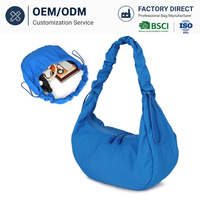 Sac fourre-tout étanche en PVC 500D avec fermeture éclair lisse et poignée extensible, sac à bandoulière, certifié BSCI, vente en gros