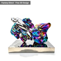 Sculpture de poisson Koi en acier inoxydable 304 poli miroir, électroplaqué irisé sur mesure, pour hall d'hôtel et fontaine extérieure