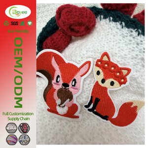 Parche Bordado Lavable y Ecológico con Diseño de Ardilla Roja, Fácil de Aplicar, Parches Bordados Termoadhesivos para Decoración de Bolsos - Product Image 1