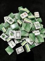 Jeu de Mahjong américain 4 couches en marbre vert forêt, 160 tuiles en acrylique gravées à l'intérieur avec motifs floral, paon et ours