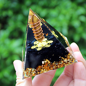 Pyramide en cristal Kogiya, œil de tigre, obsidienne, résine époxy, artisanat, décoration de la maison, ornement de bureau - Product Image 2