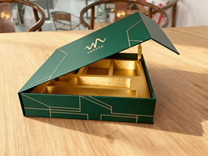 Caja de Regalo de Lujo para Perfume, con Logotipo Empresarial, Impermeable, con Relieve, Magnética, de Cartón - Product Image 3