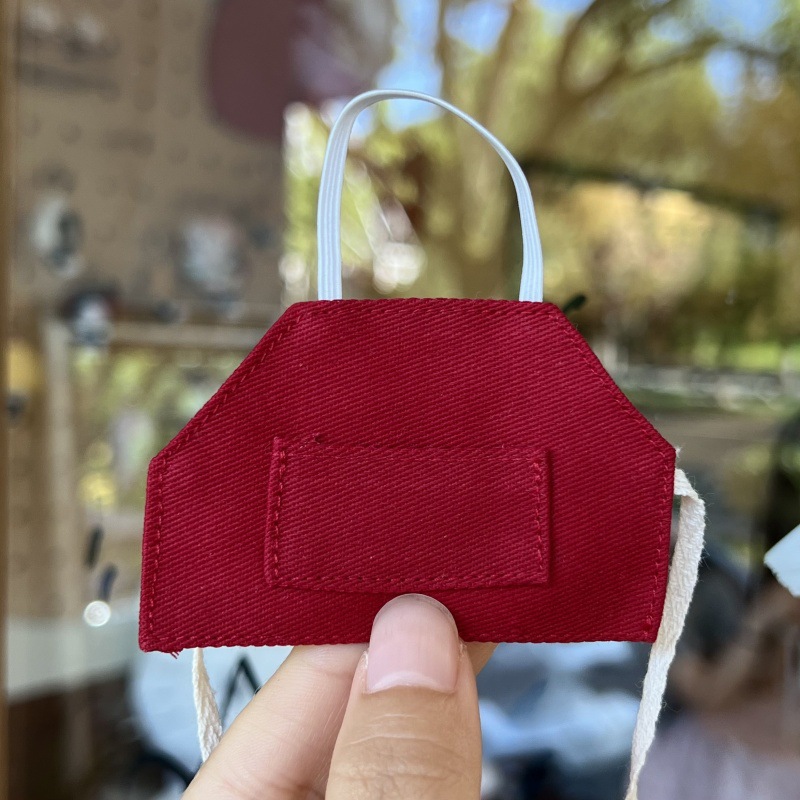 Delantal bolsillo rojo