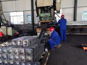 HRB亜鉛メッキアンカーボルト高収量炭素鋼500mm高強度材料18mmモルタル直径鉱業用耐久性 - Product Image 3