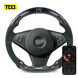 พวงมาลัยคาร์บอนไฟเบอร์แท้ TDD พร้อมไฟ LED สำหรับ BMW E60 - Product Image 1