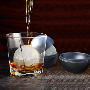 Moule à glaçons sphériques en silicone de 5 cm - <span class=keywords><strong>Bac</strong></span> à glaçons ronds <span class=keywords><strong>avec</strong></span> <span class=keywords><strong>couvercle</strong></span> pour whisky et cocktails - Glacage lent et sans BPA - Product Image 4