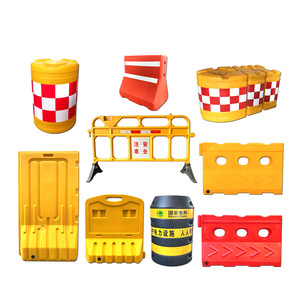 Nuovo tipo di barriera a triplo foro con anello di sollevamento, riempibile con acqua, con guardrail di deviazione mobile per la protezione dalle collisioni - Product Image 6