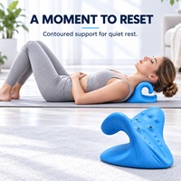 Appareil d'étirement du cou en EVA, dispositif de traction cervicale avec points de massage, support ergonomique pour le cou pour l'étirement et la relaxation à domicile
