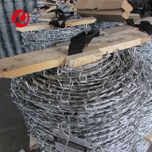 CBT65 BTO22 CBT60 galvanizado <span class=keywords><strong>concertina</strong></span> alambre de púas de afeitar fábrica profesional - Product Image 4