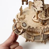 Modèle de carrousel en bois 3D en gros, puzzles en bois 3D DIY pour adultes, kit de décoration artisanale fait main