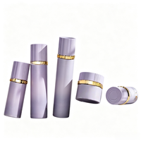 Emballage de soins de la peau de luxe haut de gamme, flacons en verre cylindriques de 100 ml de haute qualité avec pompe pour cosmétiques, sérums, diffuseurs