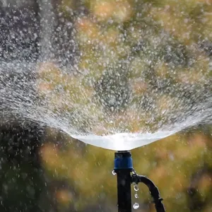 灌漑システム用360度調整可能なドリッパーガーデンパティオ芝生フラワーベッド