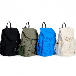 Borsa da Viaggio Verde Scuro Portatile, Spessa, alla Moda, Unisex, con Logo Personalizzato, Tasca Frontale Cargo, Borsone per Vacanze e Weekend - Product Image 6