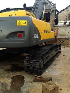 Pelle sur chenilles Rail Volvo 240EC d'occasion à bon prix Grande pelleteuse Volvo EC240blc d'occasion à vendre - Product Image 5