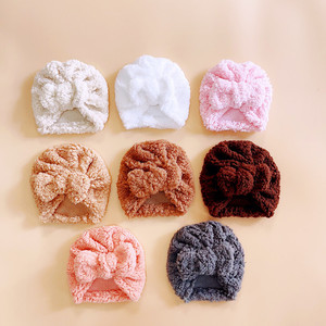 Vente chaude mignon nouveau-né bébé noeud <span class=keywords><strong>Turban</strong></span> arc confortable <span class=keywords><strong>laine</strong></span> d'agneau hiver chaud chapeau pour garçons filles doux bonnets - Product Image 5