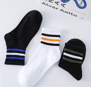 Chaussettes en coton uni femmes trois rayures multicolore décontracté élégant Sport Street Style Crew <span class=keywords><strong>Tube</strong></span> quatre saisons portable - Product Image 4