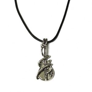 Nouveau Collier Pendentif Unisexe en Alliage de Zinc, Motif Crâne Guitare Basse, Style Rétro Classique Hip Hop, Bijou Tendance - Product Image 4