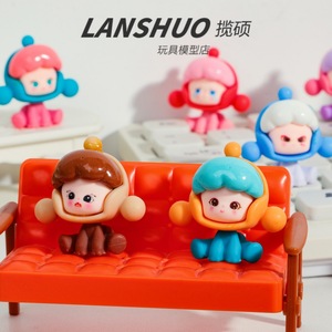 Lanshuo Muñeco 3D de Dibujos Animados Versión Q, Adorno de Coche de Resina Plástica, Colgante para Llavero, Accesorio de Joyería - Product Image 3