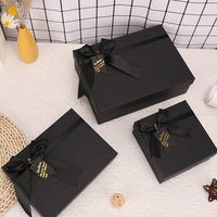 Boîte cadeau en carton rigide avec couvercle pour vêtements et chaussures, pelliculage mat, logo personnalisé
