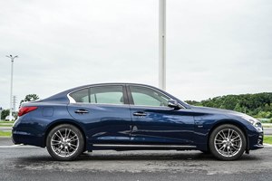 Vente en ligne Voitures 2016 d'occasion <span class=keywords><strong>Infiniti</strong></span> Q50L Sedan Turbo Engine AWD Drive Sièges en tissu Boîte de vitesses automatique Véhicules Gaoslione - Product Image 3