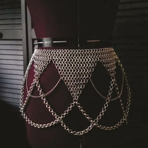 Armadura de Malla Metálica Medieval Antigua, Artículo Decorativo Rústico Metálico, Artesanía Calvin - Product Image 1