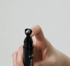 Stylo <span class=keywords><strong>Tatouage</strong></span> Capillaire Temporaire Noir 15g à Base de Plantes pour Couvrir la <span class=keywords><strong>Calvitie</strong></span> et les Cheveux Fins, avec Applicateur Sous Vide – Marque Privée - Product Image 3